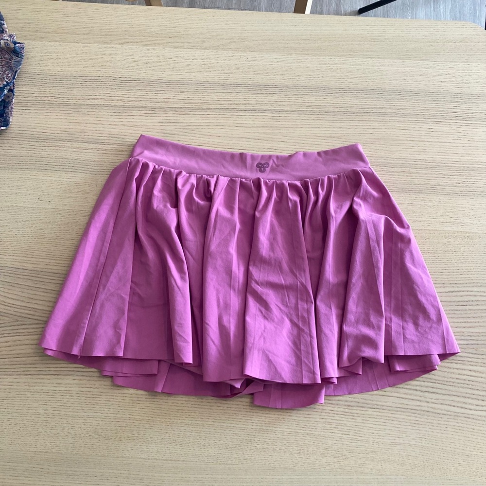 TnAction Skort Women Large Purple Aritzia Court Skirt V-Waist Pleated Athletic